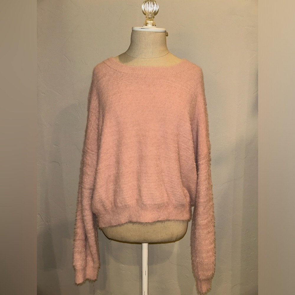 DOUBLE ZERO Fuzzy Pink Sweater
